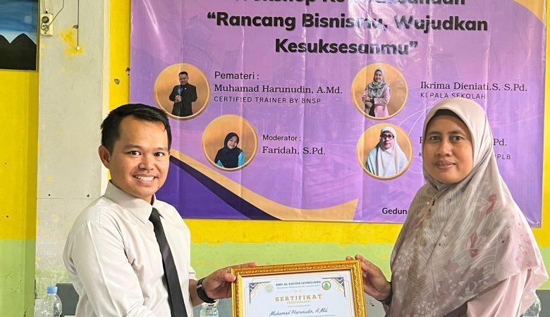 Workshop Kewirausahaan MPLB SMK Al Hafidz: “Rancang Bisnismu, Wujudkan Kesuksesanmu” Berjalan Sukses!